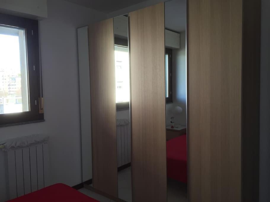 Flat Overlooking The Park Apartment Milan